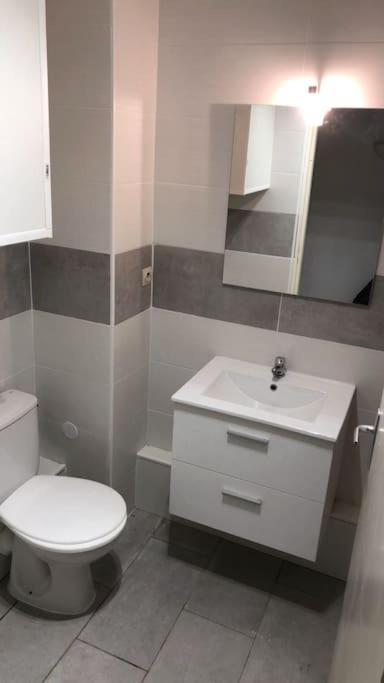 Studio Quartier Du Port Ницца Экстерьер фото