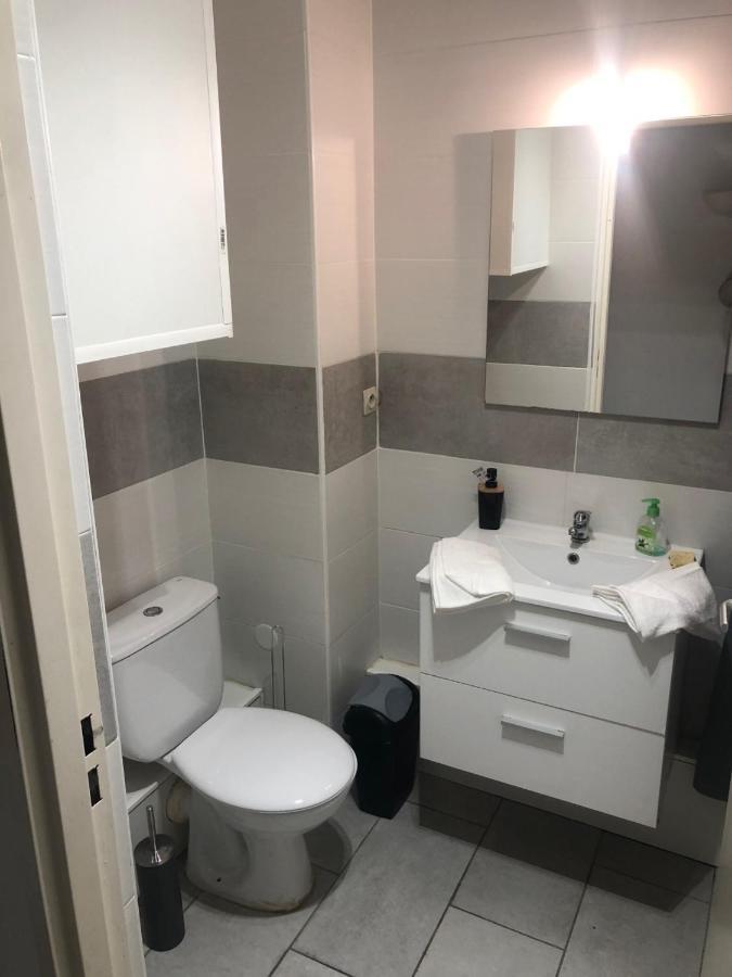 Studio Quartier Du Port Ницца Экстерьер фото